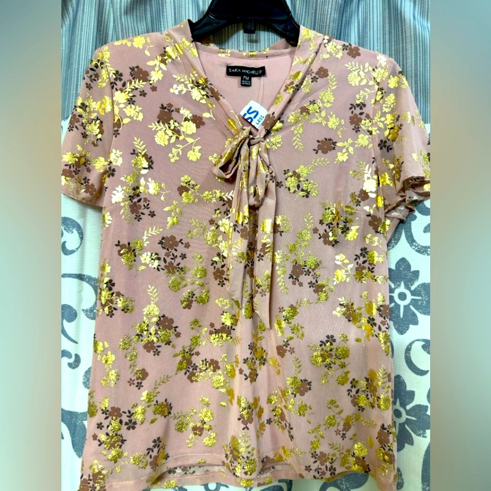 EUC Sara Michelle Floral Swiftie Disco Party‎ Blouse - Pink and Gold Size PM